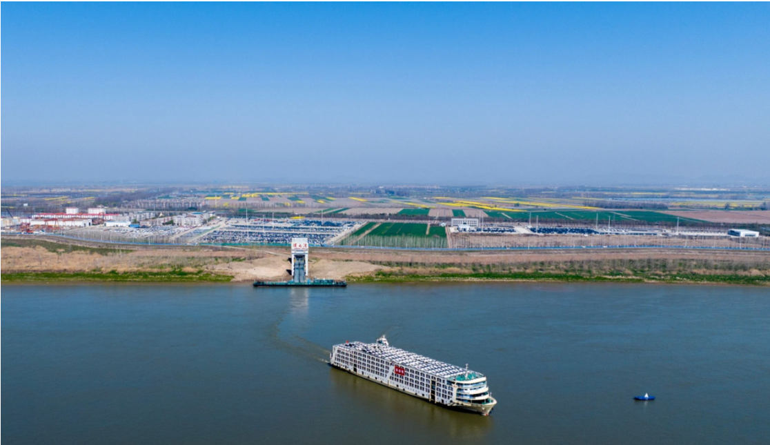 新能源汽车占比首超全国平均水平，武汉实现“油转电”历史跨越