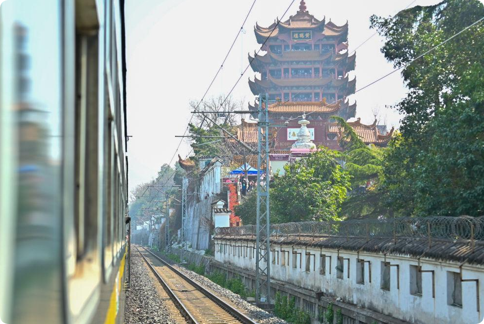 “市内铁路环线”出道即巅峰 武汉凭什么